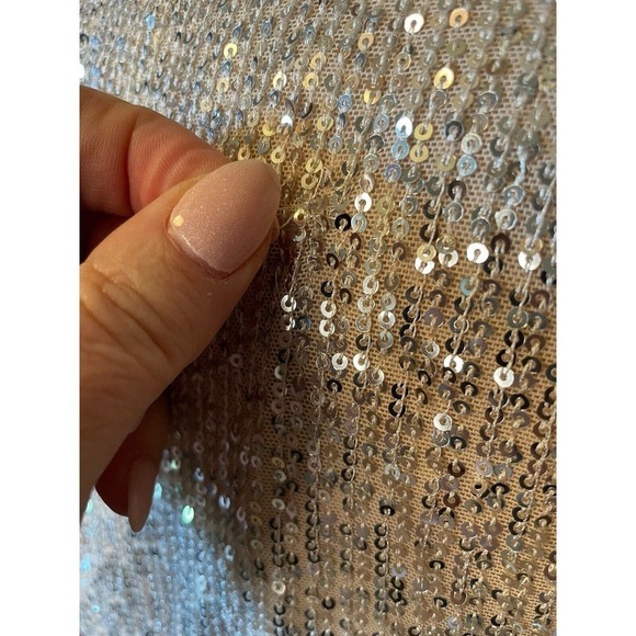 Ieena for Mac Duggal NEW 26490 Silver Sequined EveningGown Size 12 High Slit - Picture 9 of 11